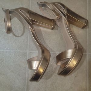 Rue 21 gold platform pumps